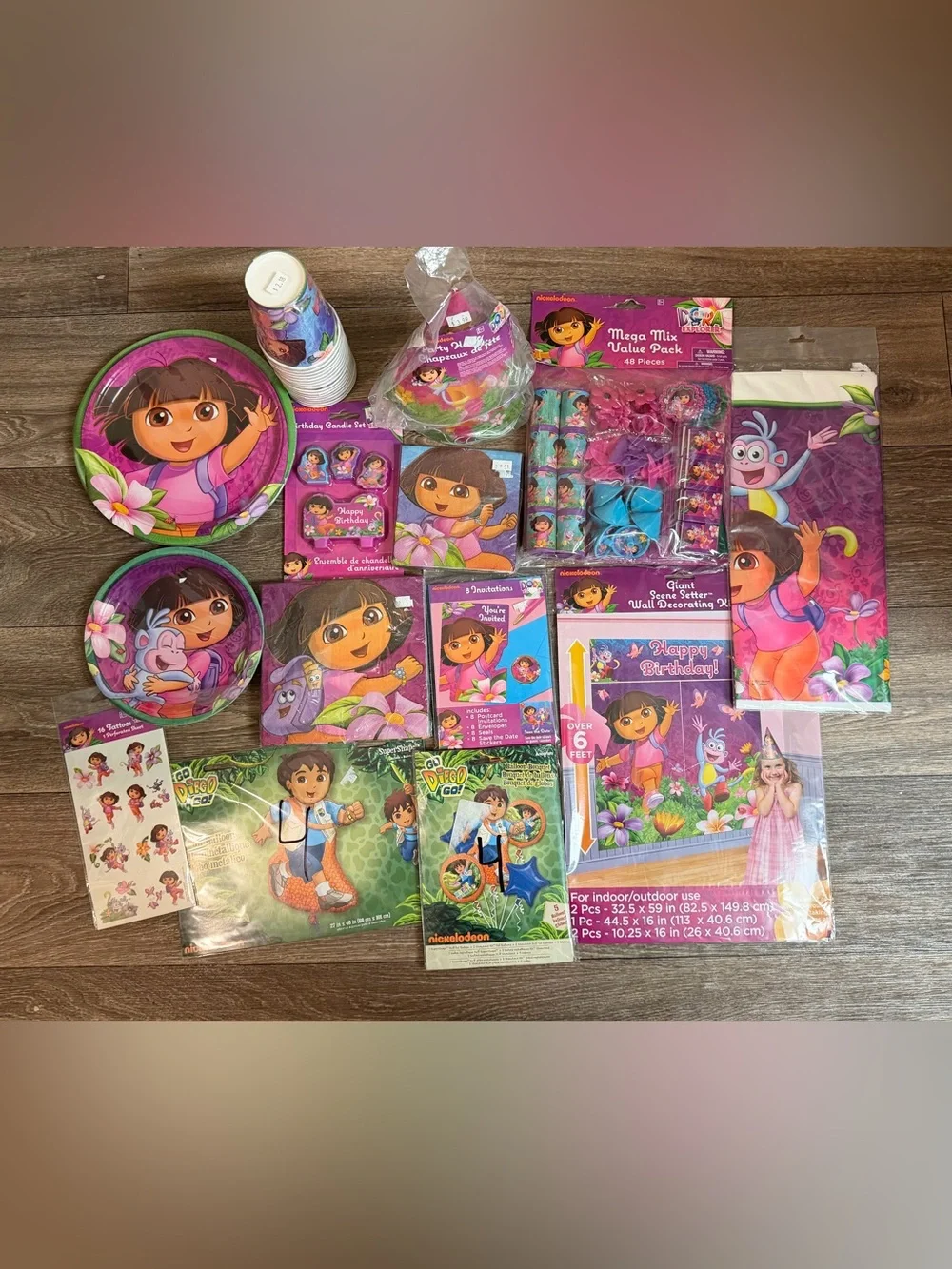 Nickelodeon Dora the Explorer & Go Diego Go Birthday party decorations set.